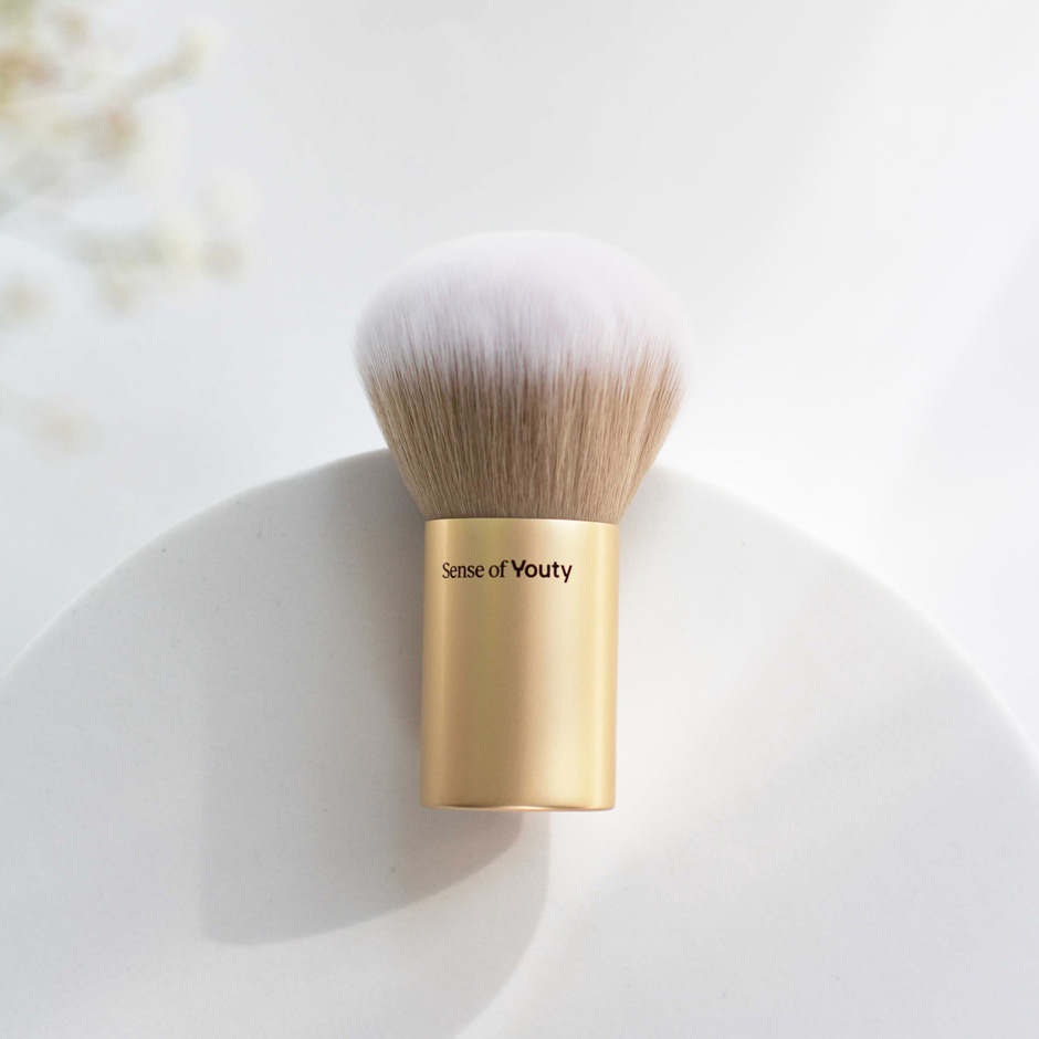 Kabuki Brush