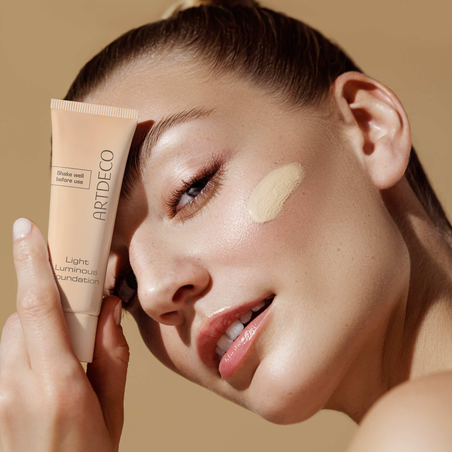 Light Luminous Foundation