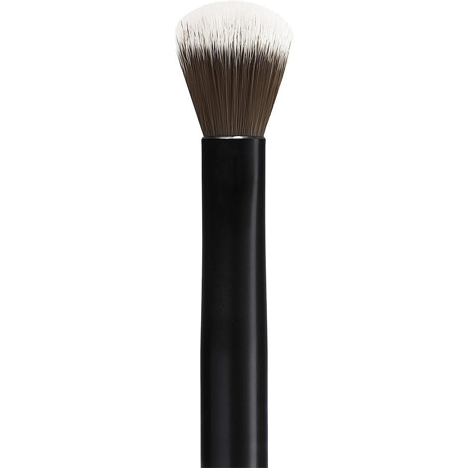 All-Over Shadow Brush